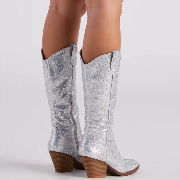 NEW Silver Knee High Western Style Bedazzled Cowboy Boots - Picture 5 of 15